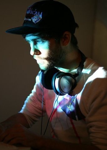Andrew Ellis