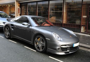 Reina Porsche 911 Turbo