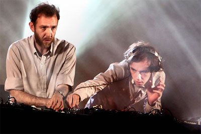 2ManyDjs